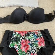 Ladies black floral for sale  WISBECH