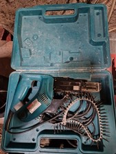 Makita 6833 elektrischer gebraucht kaufen  Schweich