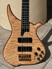 2000 Tune Bass Maniac TWB-4 baixo de 4 cordas 1 de um tipo Quilty & Minty! comprar usado  Enviando para Brazil
