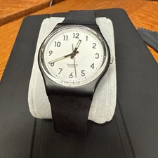 Usado, Swatch Swiss Made Black Tone quartzo analógico feminino precisa de nova bateria comprar usado  Enviando para Brazil