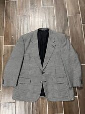 Burberry men suit for sale  Utica