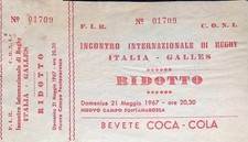 Biglietto ridotto incontro usato  Ragusa