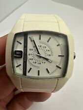 Montre quartz unisexe d'occasion  Mennecy