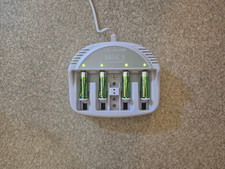 Rundzellen block ladegerät gebraucht kaufen Rundzellen block ladegerät gebraucht kaufen  Schiffweiler