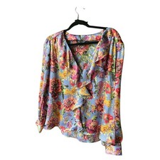 Usado, Blusa Zara floral babado sedoso decote em V babado fluido tamanho M comprar usado  Enviando para Brazil