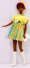 Vintage TNT AA Julia Barbie Boneca Mod Mini Vestido Botas Brancas e Bolsa Moda! comprar usado Vintage TNT AA Julia Barbie Boneca Mod Mini Vestido Botas Brancas e Bolsa Moda! comprar usado  Enviando para Brazil