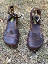 Sandales naturalista cuir d'occasion  Saint-Ambroix