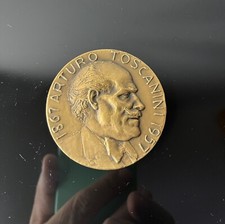 Arturo toscanini medaglia usato  Trieste
