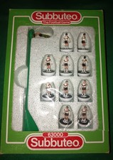 Subbuteo team completo usato  Carpeneto