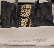 Bolsa tote Michael Kors estampa chita Voyager com bolsa de pó original 15 x 10 x 10 comprar usado  Enviando para Brazil