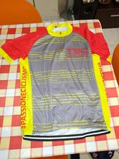 Divisa ciclismo estiva usato  Catania
