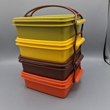 Sanduíche Tupperware quadrado - Conjunto de 4 - Cores de colheita comprar usado  Enviando para Brazil
