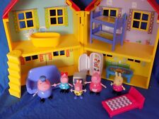 Casa dobrável Peppa Pig com 5 bonecos e móveis Mamma George Grampy Peppa Pig comprar usado  Enviando para Brazil