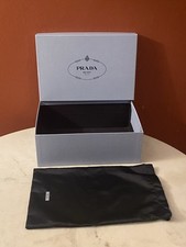 Autêntica caixa de sapatos de armazenamento de presente vazia Prada 12” X 8” X 4,5” com saco de pó comprar usado  Enviando para Brazil