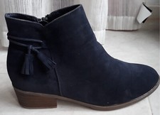 Stivaletti bassi suede usato  Castellana Grotte