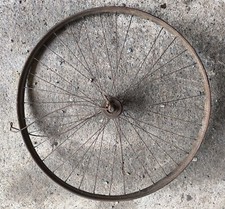 Roue arriere 700 d'occasion  Clermont-Ferrand-
