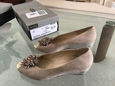Van dal ladies for sale  BASILDON