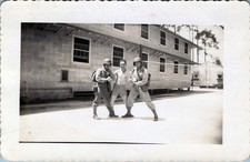 1953 photo helmeted d'occasion  Expédié en Belgium