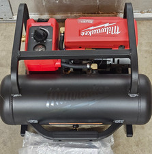 Compressor de ar silencioso Milwaukee M18 combustível sem escova 2 galões modelo # 2840-20 comprar usado Compressor de ar silencioso Milwaukee M18 combustível sem escova 2 galões modelo # 2840-20 comprar usado  Enviando para Brazil