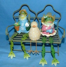 Garden Friends sapos caprichosos e galinha no banco metal e resina com madeira comprar usado  Enviando para Brazil