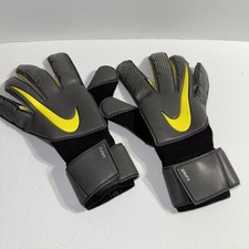 Luvas Nike GK Grip 3 goleiro tamanho 8 cinza e amarelo neon 56323 comprar usado  Enviando para Brazil