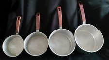 Série anciennes casseroles d'occasion  Aulnay-sous-Bois