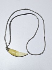 Collier curiosité argent d'occasion Collier curiosité argent d'occasion  Marseille XIV