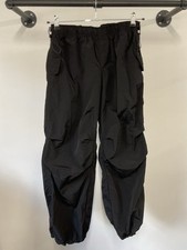 Bershka medium black d'occasion  Expédié en Belgium