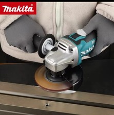 Makita dga504 18v d'occasion  Les Vans