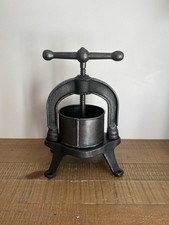 Ancien petit pressoir d'occasion Ancien petit pressoir d'occasion  Mâcon