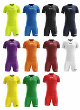 Kit calcio calcetto usato  Giugliano in Campania