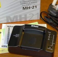 Nikon quick charger usato  Vaiano