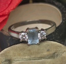 18ct emerald cut for sale  UK