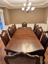 Complete dining room for sale  Greenville