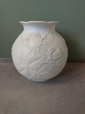 Kaiser bisquitporzellan vase gebraucht kaufen  Riederich