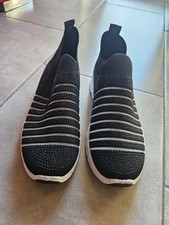 Scarpe ginnastica senza usato  Guidonia Montecelio