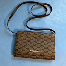 Usado, Bolsa tiracolo Michael Kors jet set assinatura estampa lona usada comprar usado  Enviando para Brazil