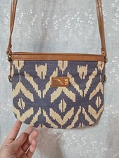 Usado, Bolsa tiracolo Tommy Hilfiger azul bege com ferragens douradas boho comprar usado  Enviando para Brazil