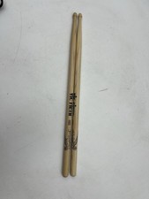 Baquetas Vic Firth Signature Series - Jen Ledger comprar usado Baquetas Vic Firth Signature Series - Jen Ledger comprar usado  Enviando para Brazil