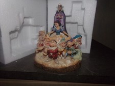 Figurine blanche neige d'occasion  Le Cendre