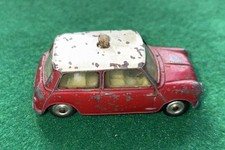 Corgi toys morris for sale  CARDIFF