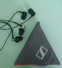 Two sony headphones for sale Two sony headphones for sale  CHELTENHAM