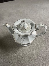 Victorian porcelain teapot for sale  BATTLE