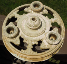 Usado, Medalhão de teto de gesso antigo 3 lâmpadas luminária elétrica - 11,75" comprar usado  Enviando para Brazil