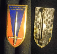 Insigne militaire école d'occasion  Meung-sur-Loire