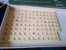 jeu de lettres ( 102)  pour le jeu de scrabble Réf 1. Tbe  na sprzedaż  Wysyłka do Poland
