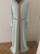 Superbe caftan takchita d'occasion  Livry-Gargan