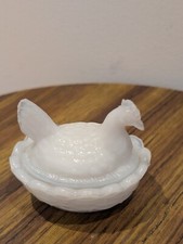 Bonbonnière poule opaline d'occasion  Le Val-d'Ajol