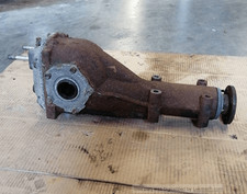 27011ab150 differenziale post. usato 27011ab150 differenziale post. usato  Italia