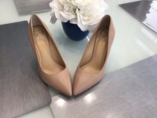 Vince camuto neutral for sale  Monroe Township